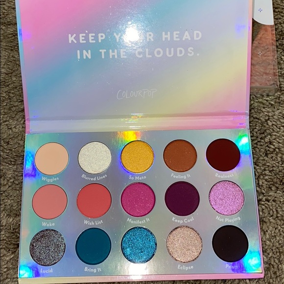 Chasing Rainbows eyeshadow palette - Picture 3 of 3